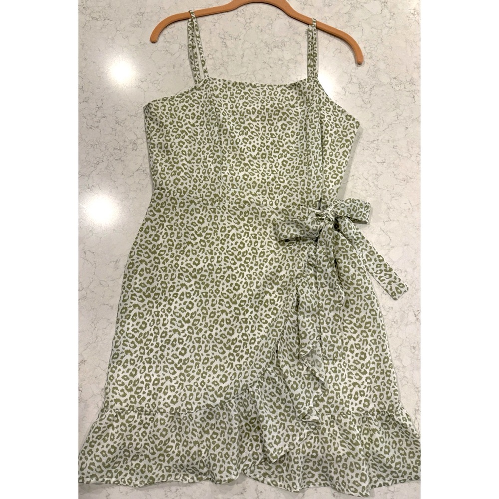 Altar’d State Green Animal Print Ruffle Dress Size L - Picture 1 of 4